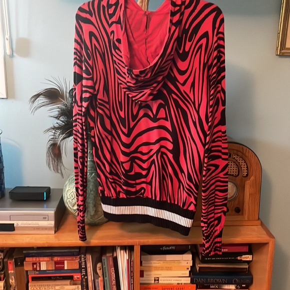 Central Park West sweater hoodie - Picture 2 of 5